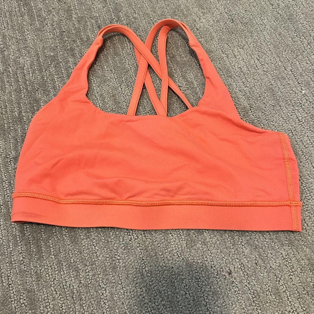 Lululemon sports bra size 6